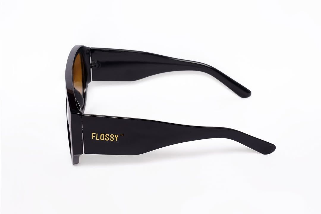 Tanned Signature look