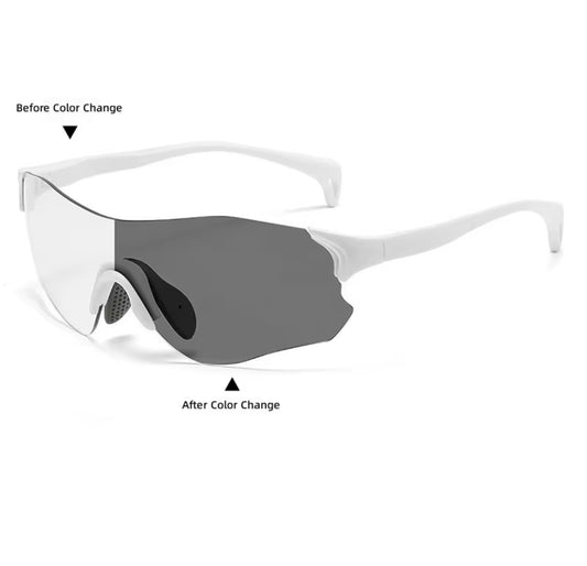White photochromic silver
