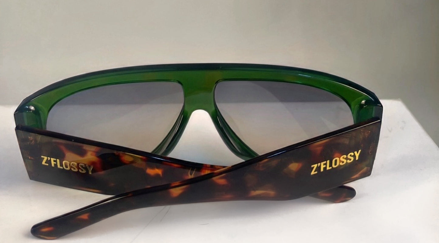  

 Moxie symbolising courage, determination, and spirited confidence

Rubber elements at the temples for subtle style and comfort

Lightly tinted lenses for a sophisticated touch

UV 400 protection to shield your eyes from harmful rays

A bold, resilient